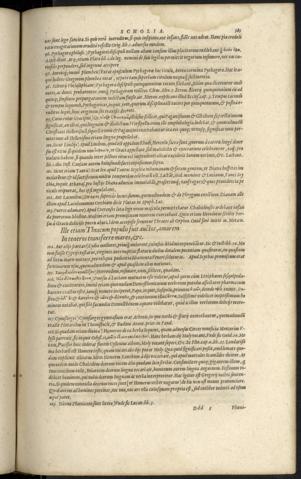 585